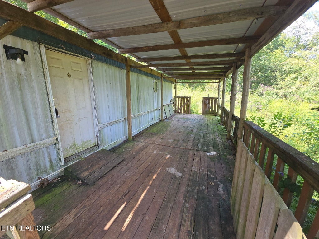 Photo of 524 N Farnum St, Friendsville, TN 37737 (MLS # 1354425)