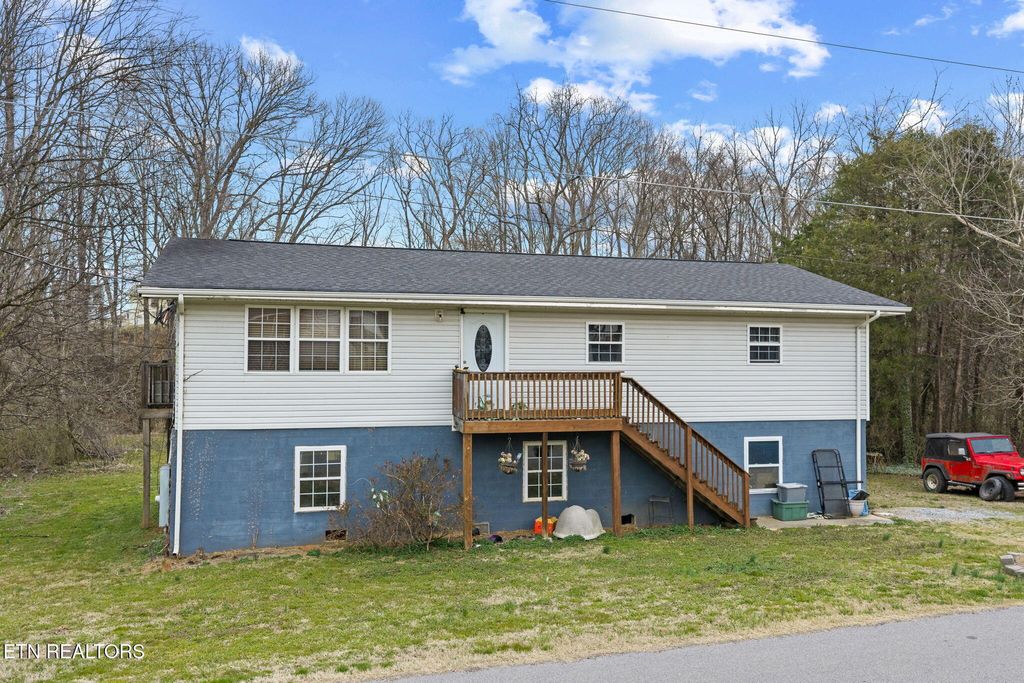 Photo of 1216 Payne School Drive, Sevierville, TN 37876 (MLS # 1331915)