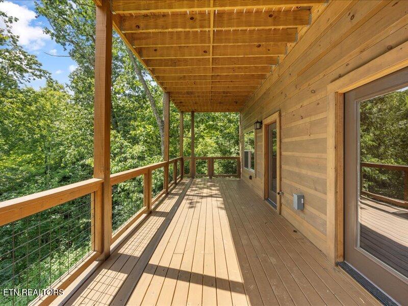 1704 Bear View Rd