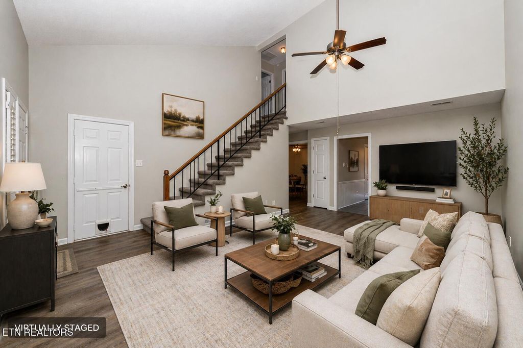 Photo of 218 S Magnolia St, Maryville, TN 37803 (MLS # 1338433)