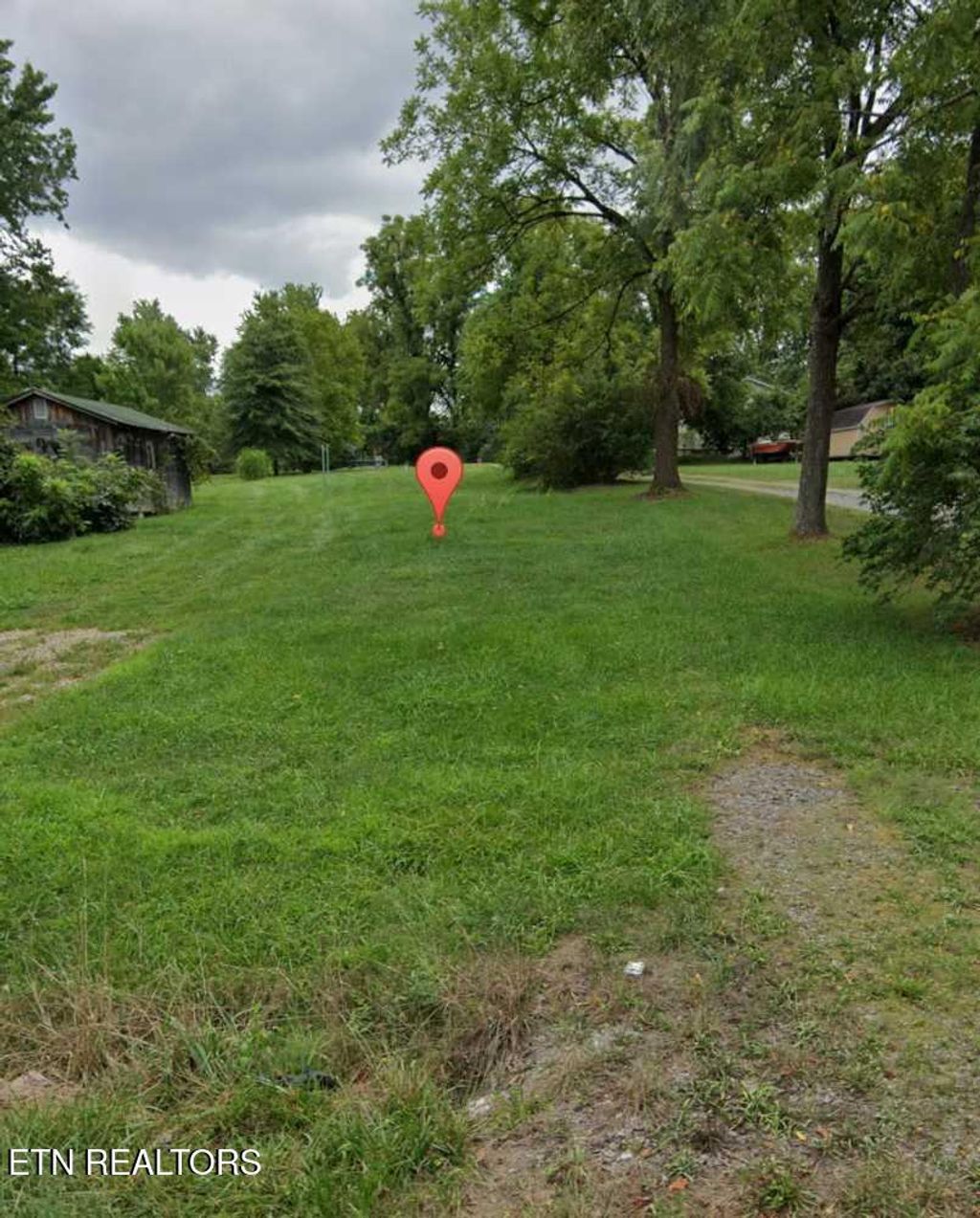 Photo of 151 10th St, Crossville, TN 38555 (MLS # 1329803)