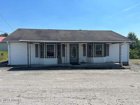 118 Deer Lodge Hwy Clarkrange TN 38553