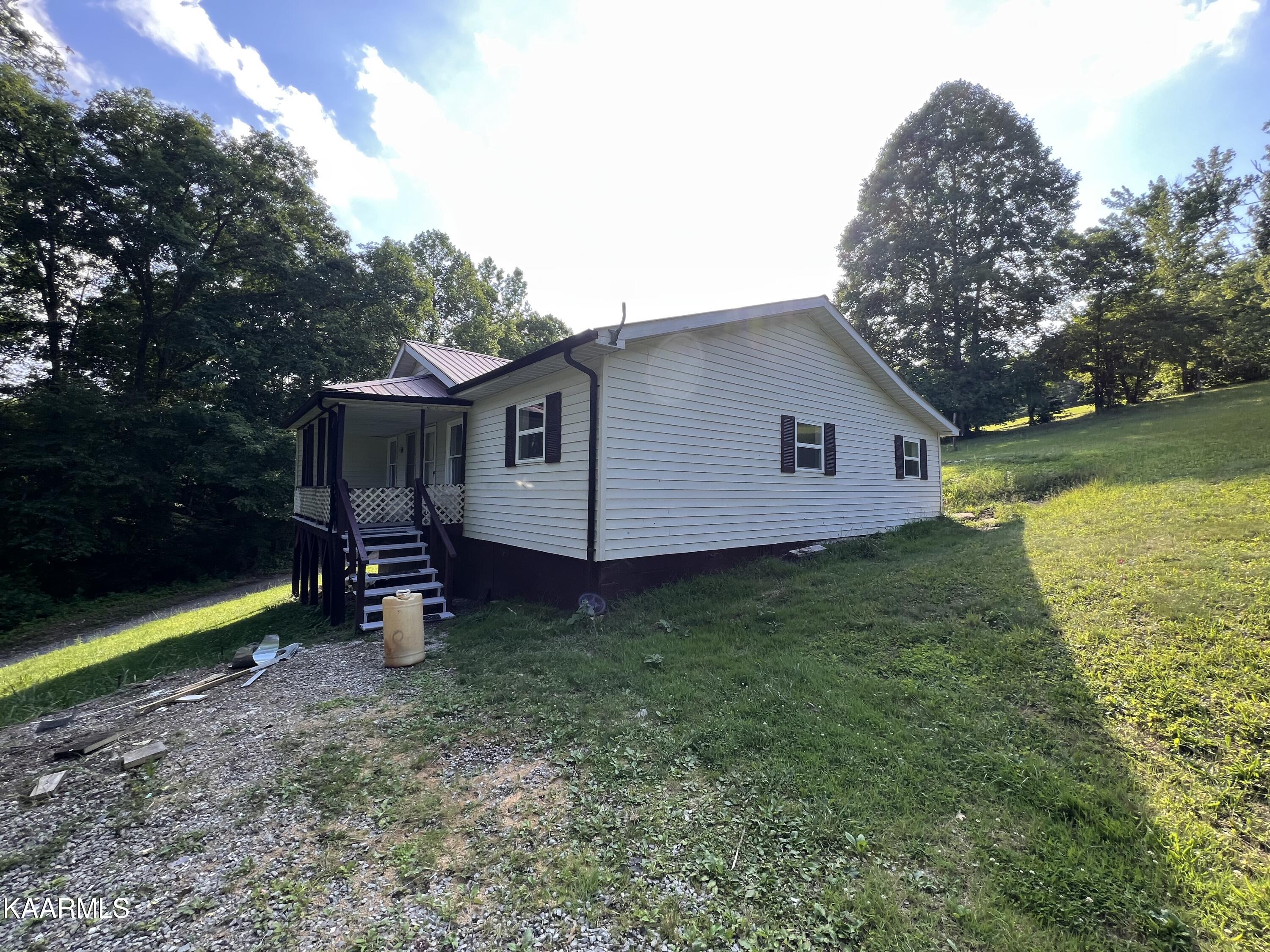 Photo 3 of 52 of 77 HAZEL PARTIN Rd house