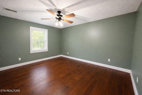 Tiny photo for 3136 Easy St, Sevierville, TN 37862 (MLS # 1325728)