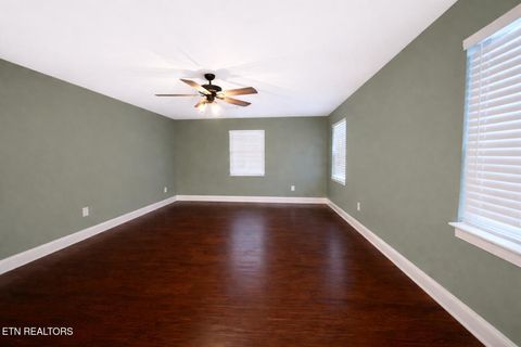 Tiny photo for 3136 Easy St, Sevierville, TN 37862 (MLS # 1325728)