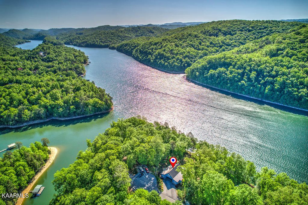 Photo of 250 Landmark Drive, New Tazewell, TN 37825 (MLS # 1223769)