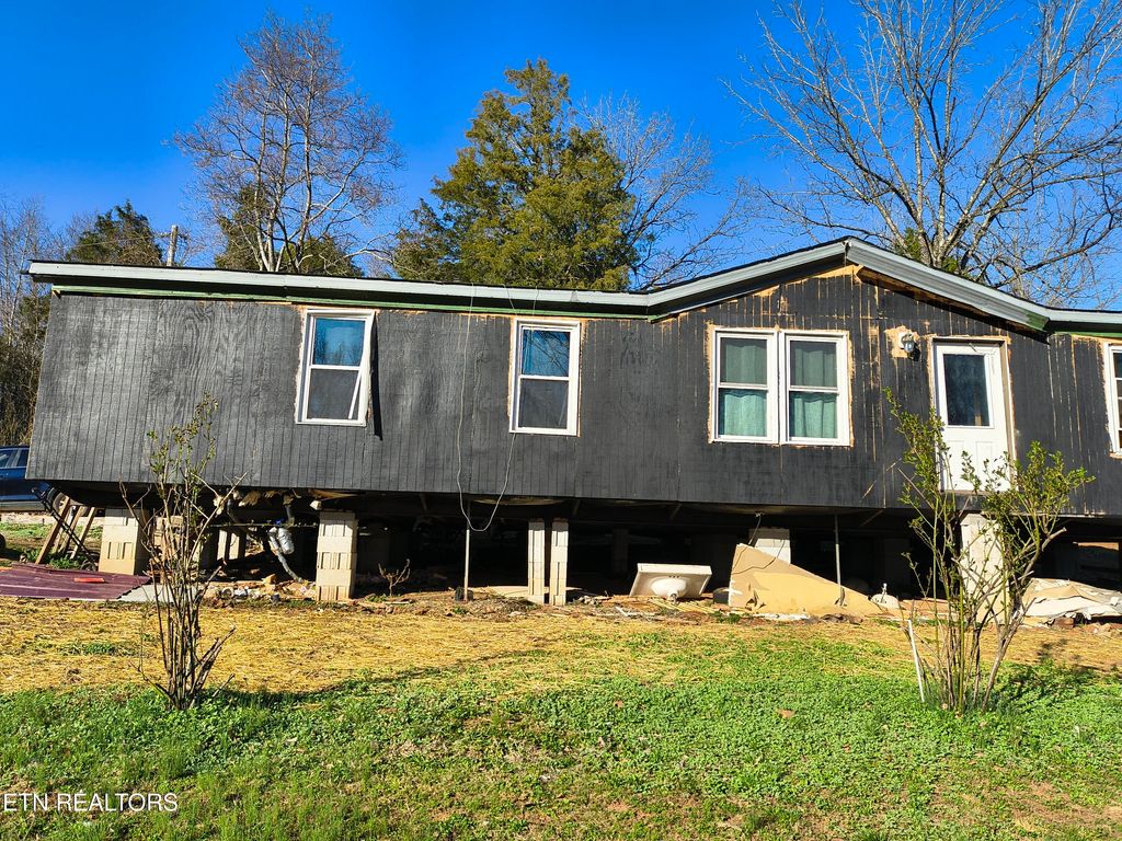 Photo of 134 Skyview Rd, Speedwell, TN 37870 (MLS # 1332053)
