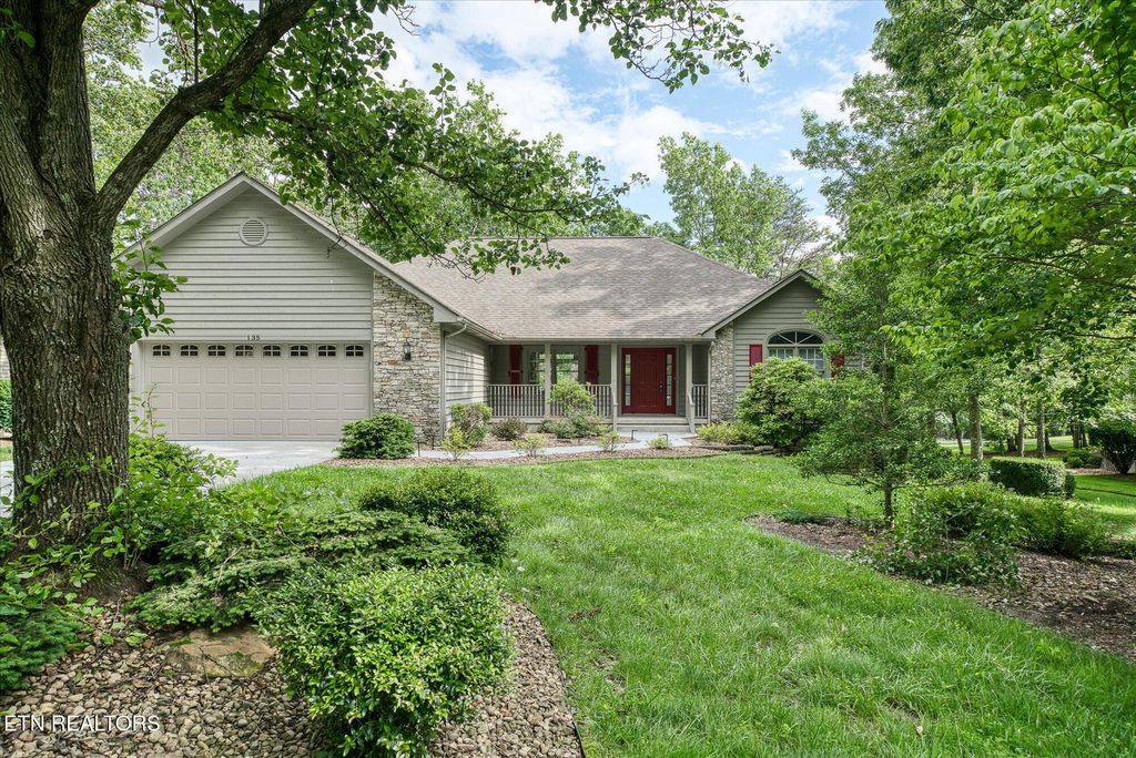 Photo of 135 Stonewood Drive, Crossville, TN 38558 (MLS # 1296154)