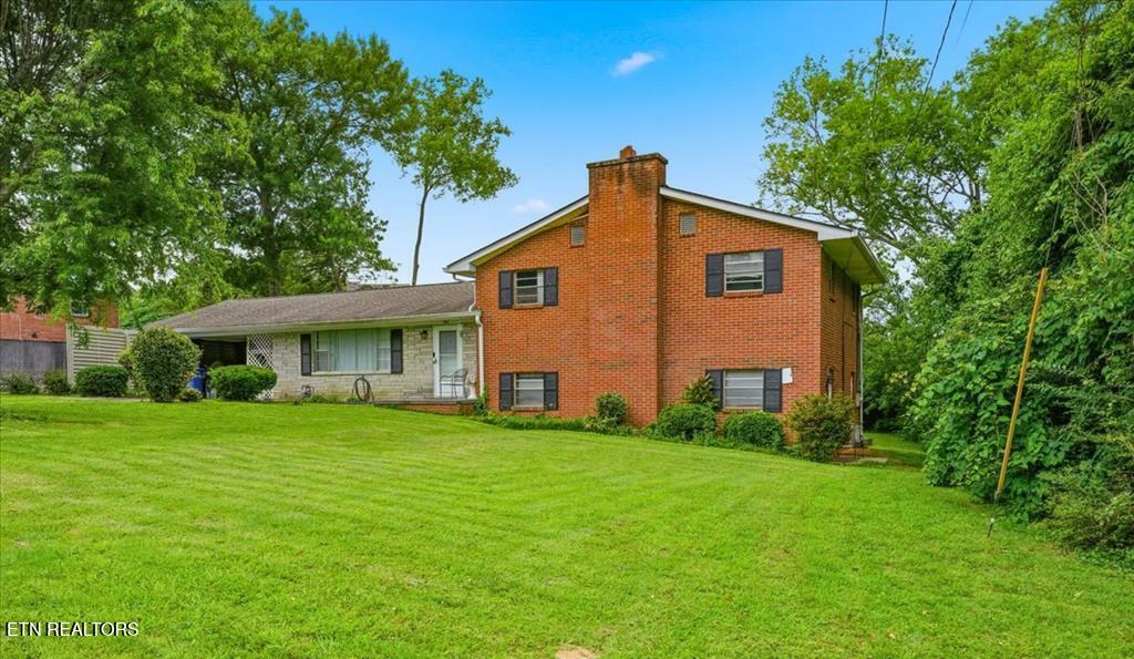 1061 S Linden Drive