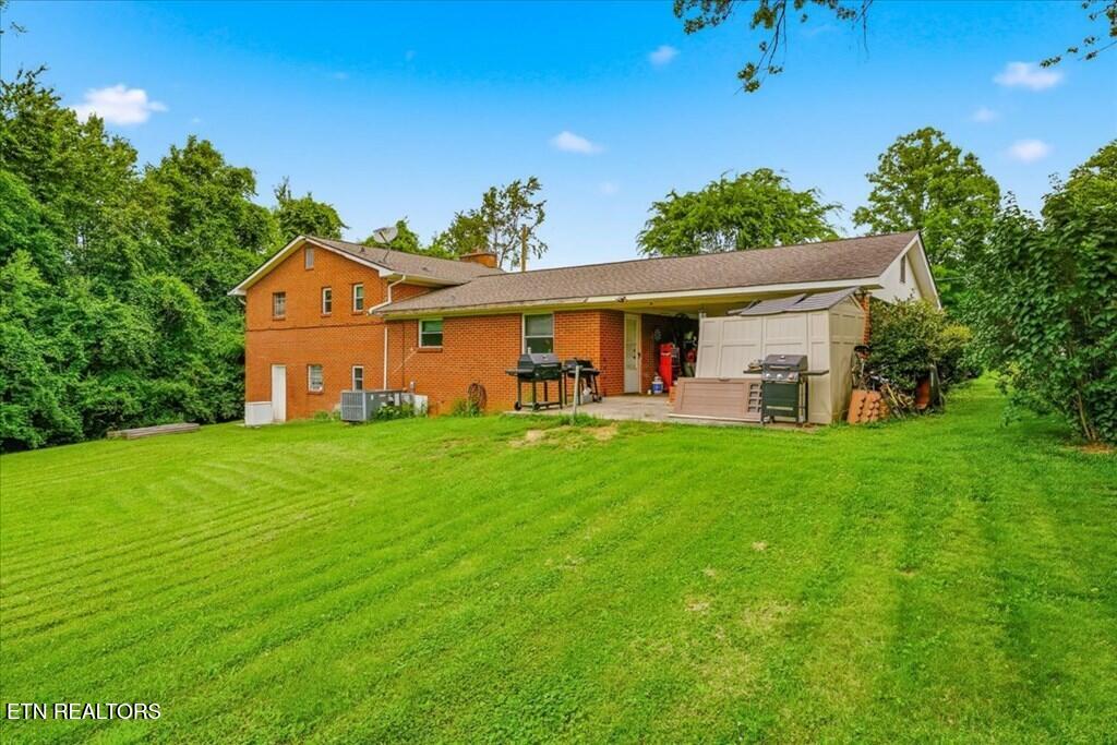 1061 S Linden Drive