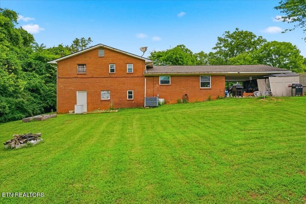 1061 S Linden Drive