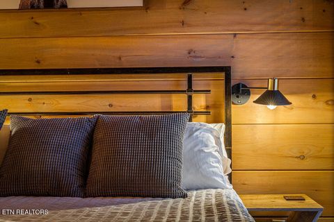 Tiny photo for 834 Pine Top Lane, Gatlinburg, TN 37738 (MLS # 1336676)