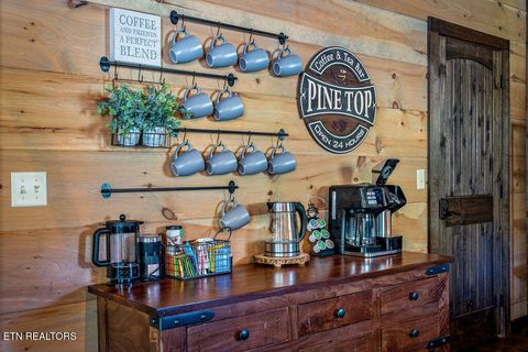 Tiny photo for 834 Pine Top Lane, Gatlinburg, TN 37738 (MLS # 1336676)