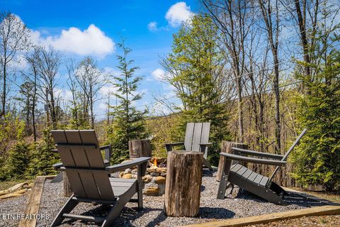 Tiny photo for 834 Pine Top Lane, Gatlinburg, TN 37738 (MLS # 1336676)