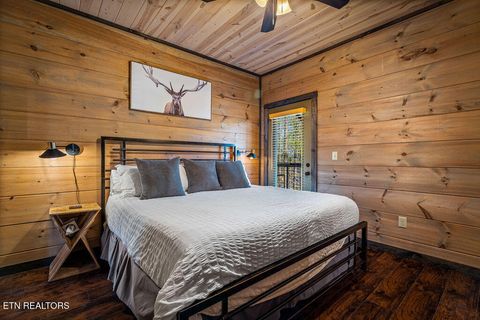 Tiny photo for 834 Pine Top Lane, Gatlinburg, TN 37738 (MLS # 1336676)