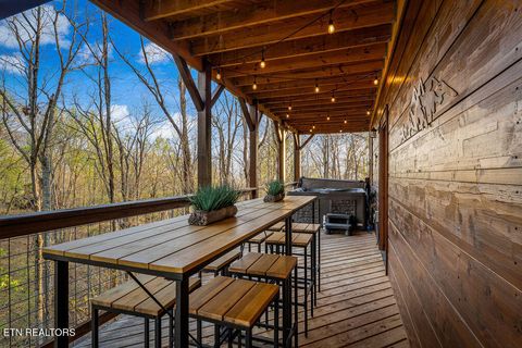 Tiny photo for 834 Pine Top Lane, Gatlinburg, TN 37738 (MLS # 1336676)