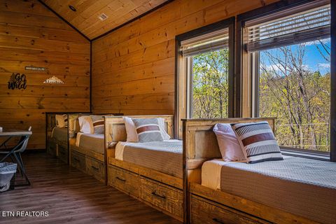 Tiny photo for 834 Pine Top Lane, Gatlinburg, TN 37738 (MLS # 1336676)