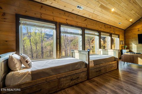 Tiny photo for 834 Pine Top Lane, Gatlinburg, TN 37738 (MLS # 1336676)