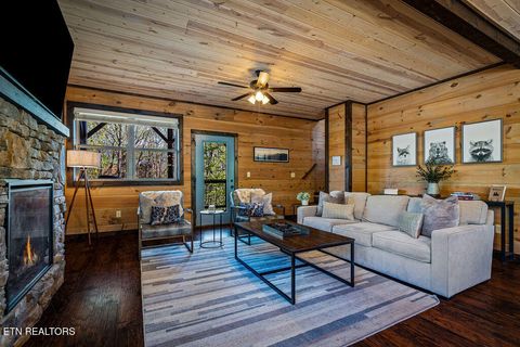Tiny photo for 834 Pine Top Lane, Gatlinburg, TN 37738 (MLS # 1336676)