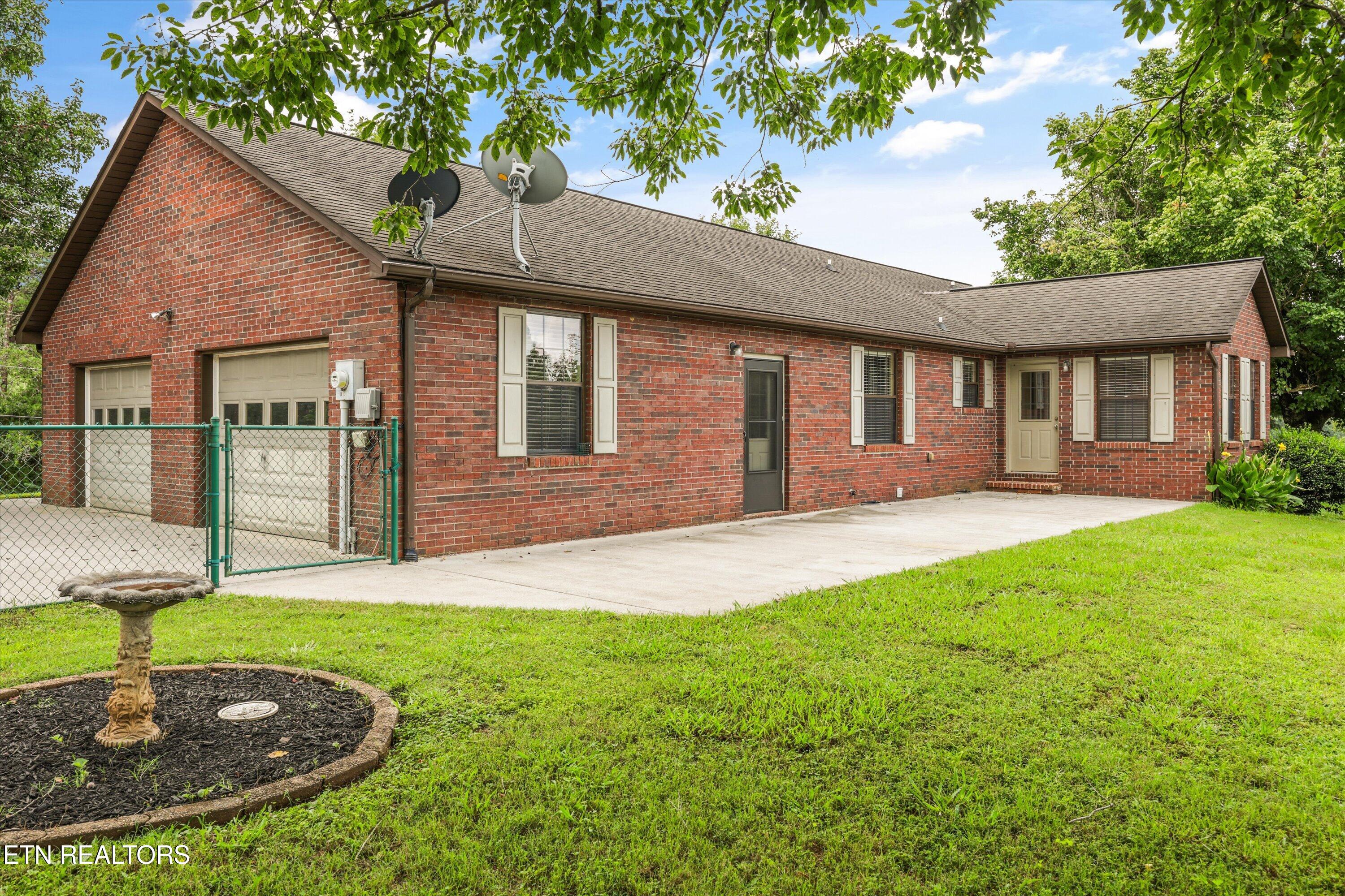 2631 Denton Hayes Rd