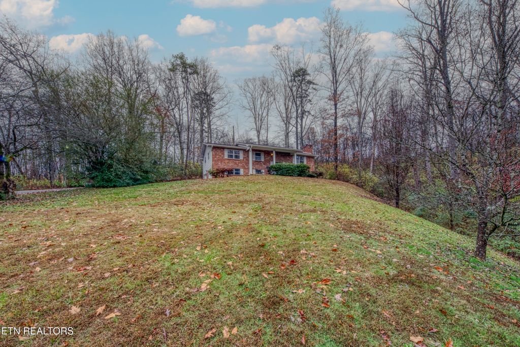 Photo of 1713 Timberlane Circle, Knoxville, TN 37924 (MLS # 1323927)