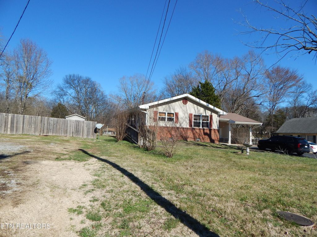 Photo of 1708 Woodson Drive, Knoxville, TN 37920 (MLS # 1330863)