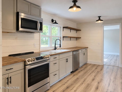 Tiny photo for 146 Main Hollow Rd, Philadelphia, TN 37846 (MLS # 1359328)