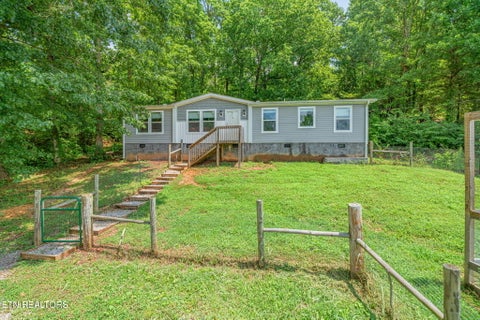 Tiny photo for 2156 Hiwassee Rd, Sweetwater, TN 37874 (MLS # 1349789)