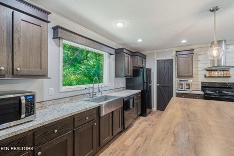 Tiny photo for 2156 Hiwassee Rd, Sweetwater, TN 37874 (MLS # 1349789)
