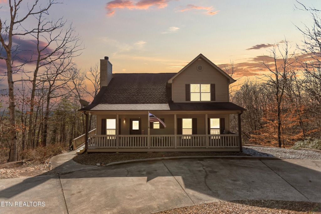 Photo of 1118 Indian Shadows Drive, Ten Mile, TN 37880 (MLS # 1329450)