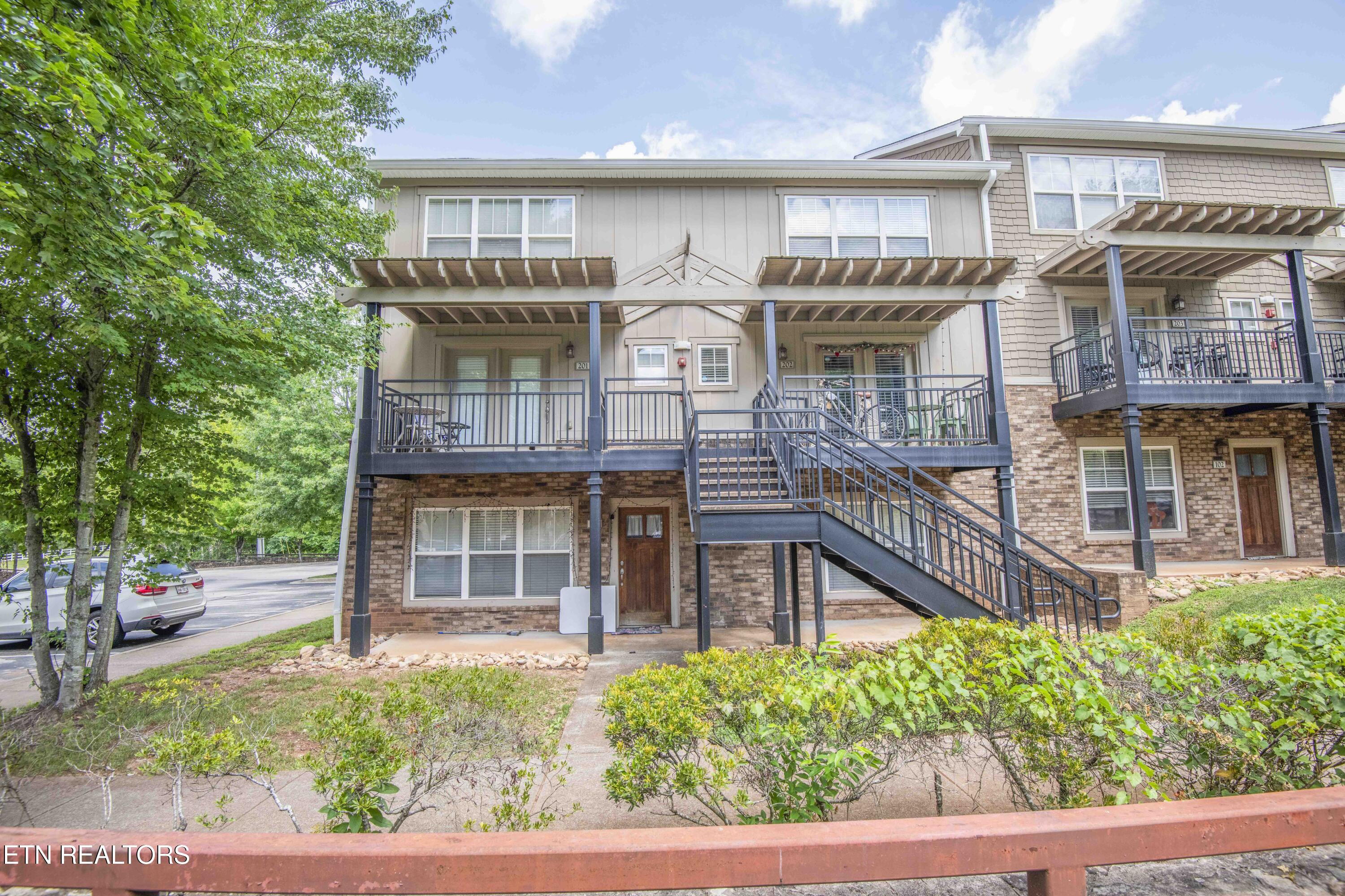 Photo 1 of 36 — 3940 Cherokee Woods Way 201, Knoxville, TN 37920