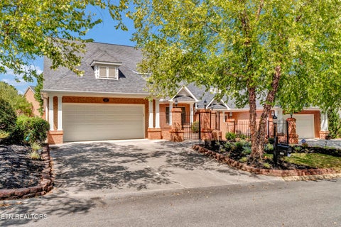 Photo of 1107 Savannah Lane, Sevierville, TN 37862 (MLS # 1355647)