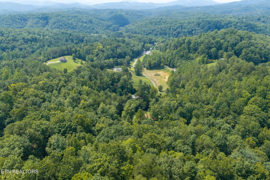 Photo of 2 Franklin Way, Sevierville, TN 37876 (MLS # 1353968)