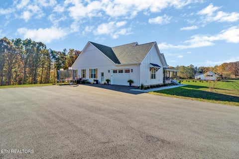 Tiny photo for 422 Peach Lane, Jamestown, TN 38556 (MLS # 1320963)