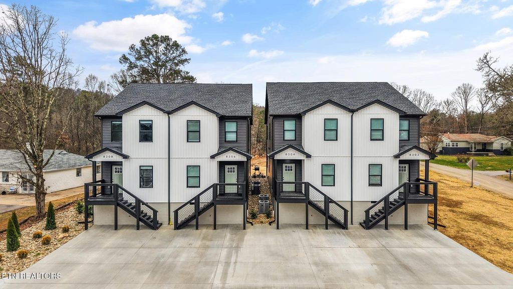 Photo of 8308 Lobelia Lane, Knoxville, TN 37920 (MLS # 1326398)