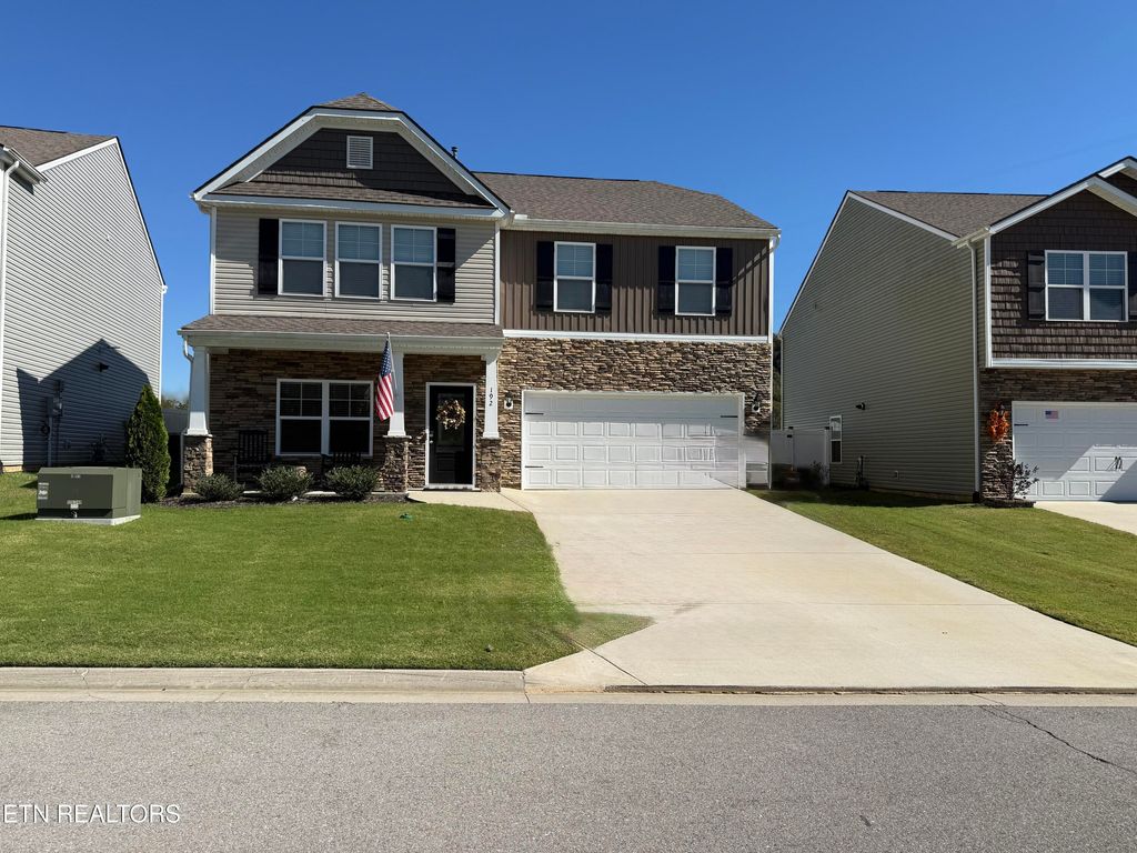 Photo of 192 Centennial Village Drive, Oak Ridge, TN 37830 (MLS # 1319326)