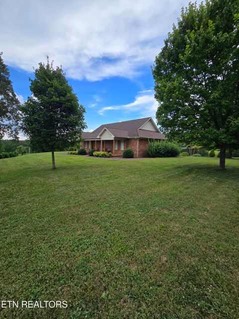 845 Mcminnville Hwy Sparta TN 38583