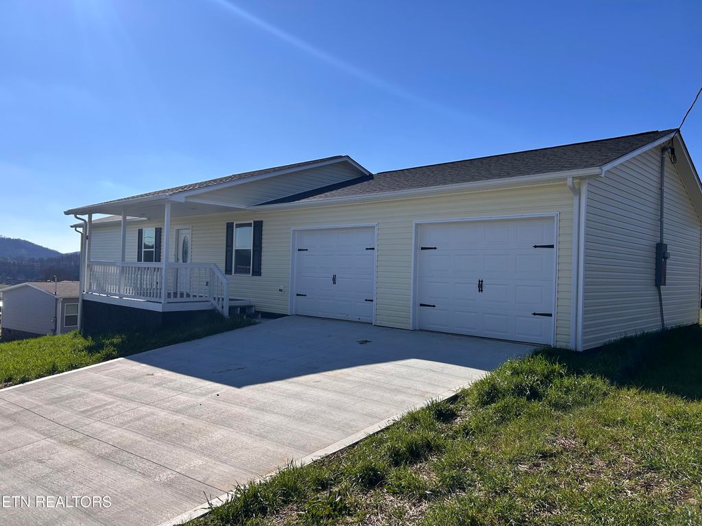 Photo of 1202 Howell River Rd, Rutledge, TN 37861 (MLS # 1276935)