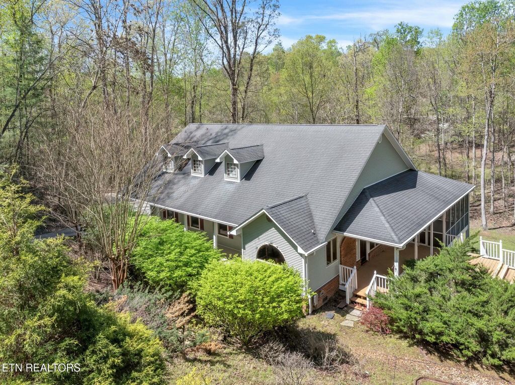 Photo of 319 Pin Oak Drive Dr, Rockwood, TN 37854 (MLS # 1294201)