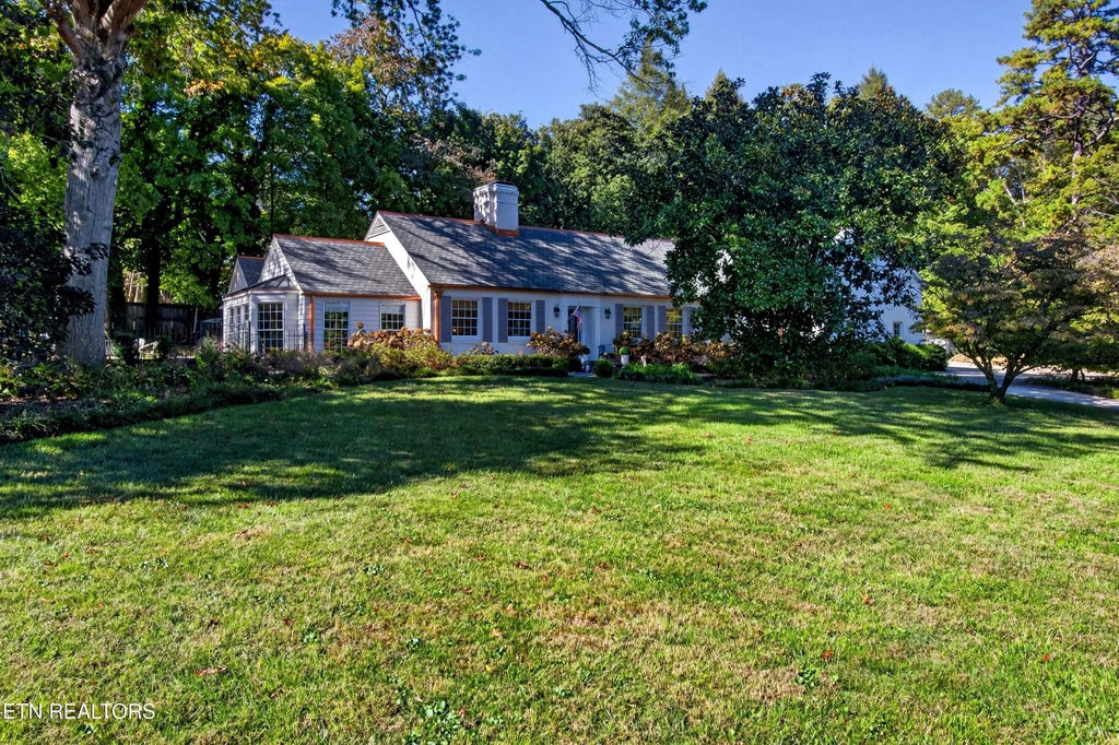 Photo of 4265 Holloway Drive, Knoxville, TN 37919 (MLS # 1358938)