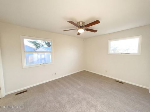 Tiny photo for 4606 Elm View Drive, Knoxville, TN 37921 (MLS # 1327899)