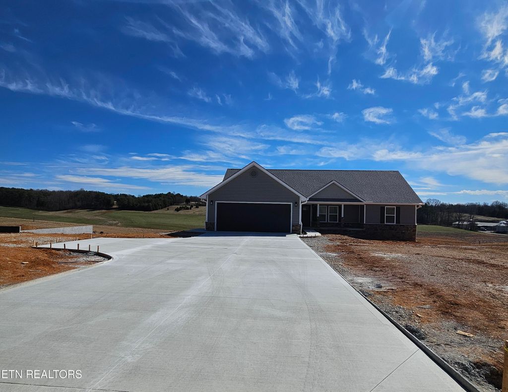 Photo of 250 Thompson Rd, Madisonville, TN 37354 (MLS # 1291382)