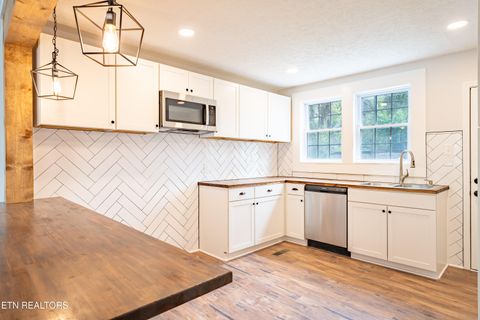 Tiny photo for 2918 Woodbine Ave, Knoxville, TN 37914 (MLS # 1318260)