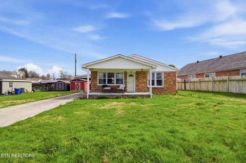 Tiny photo for 335 S Fowler St, Clinton, TN 37716 (MLS # 1332552)