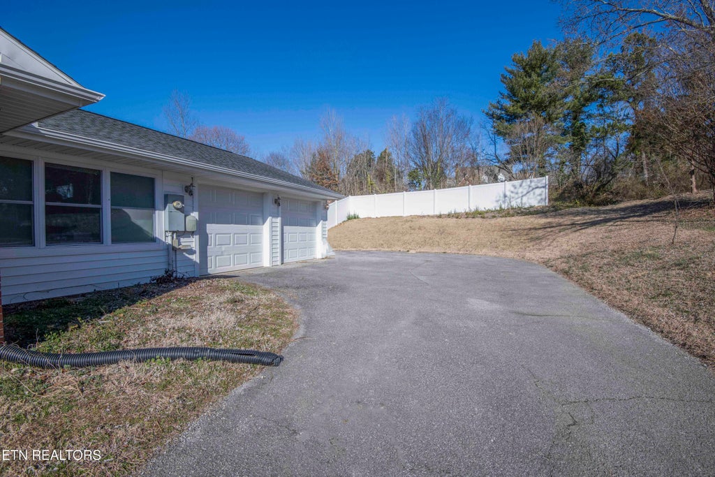 Photo of 1200 W W 6th North Street St, Morristown, TN 37814 (MLS # 1292582)