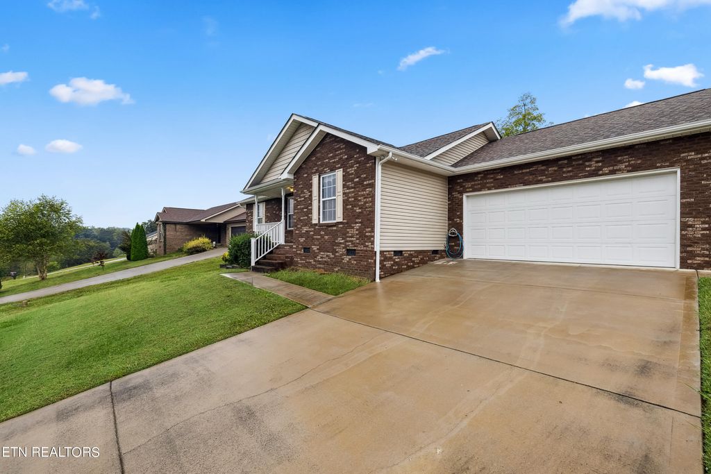 Photo of 516 S Glen Road Rd, Maynardville, TN 37807 (MLS # 1278336)