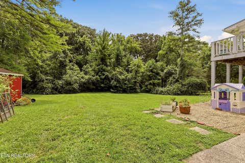 Tiny photo for 8130 Ainsworth Drive, Knoxville, TN 37909 (MLS # 1349736)