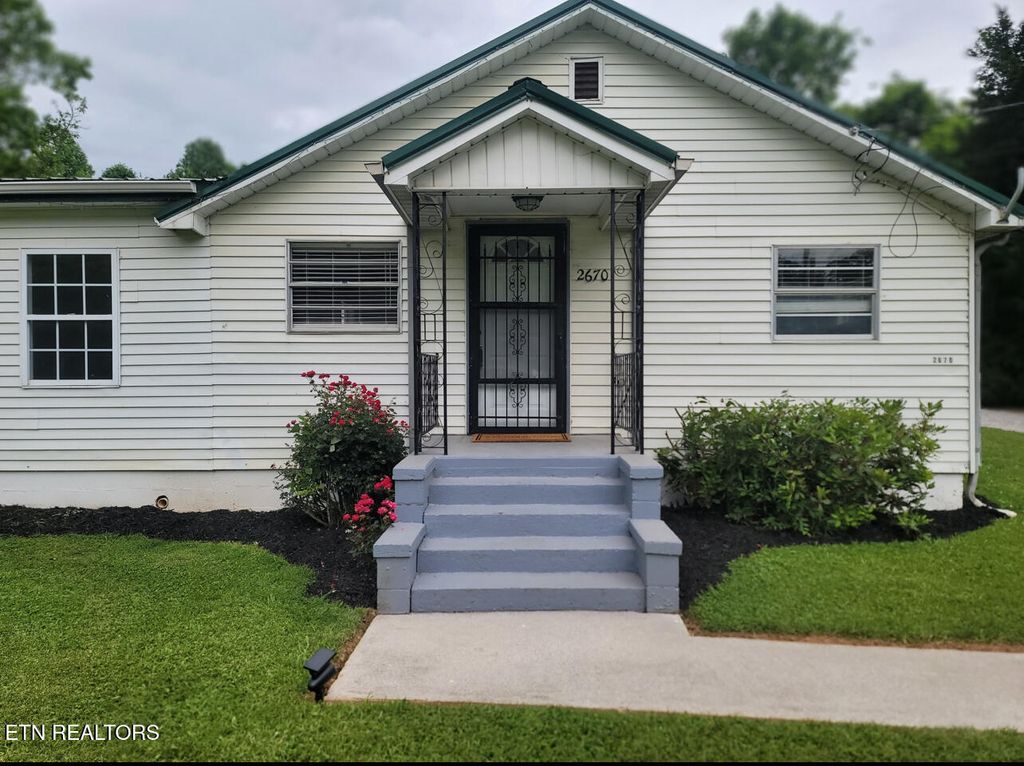 Photo of 2670 Ellejoy Rd, Walland, TN 37886 (MLS # 1291485)