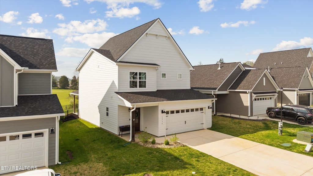 Photo of 1534 Spring Berry Lane, Knoxville, TN 37924 (MLS # 1336622)