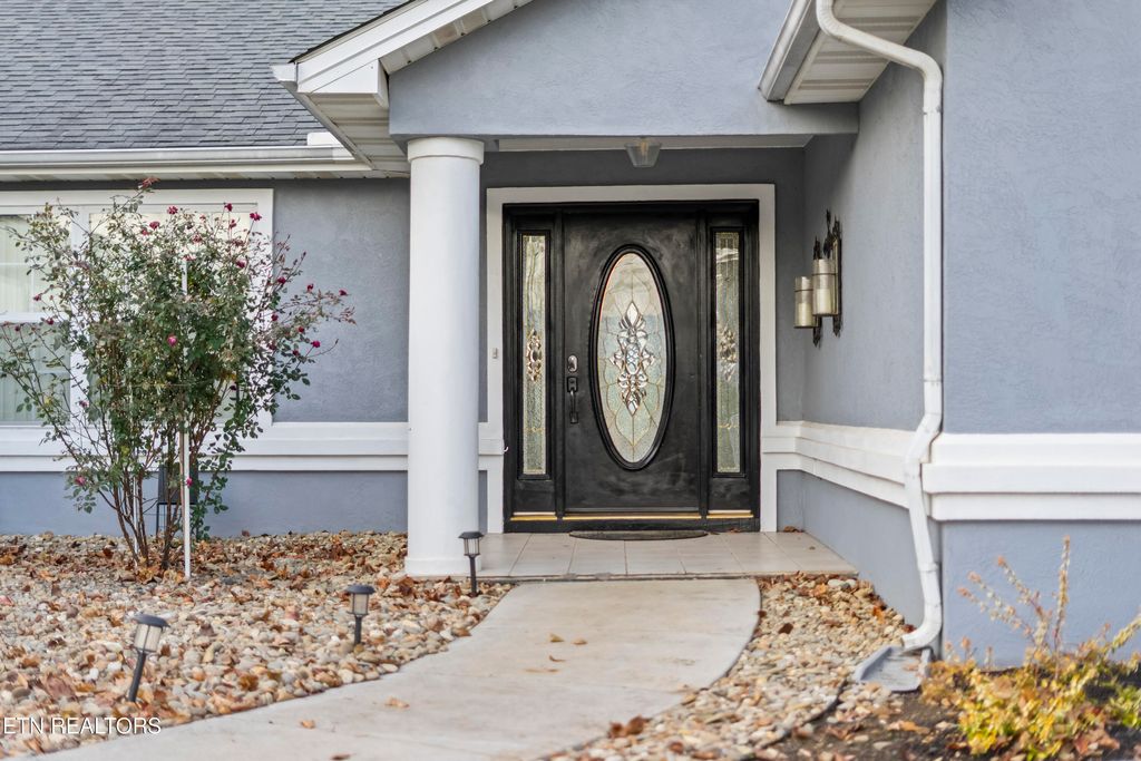 Photo of 205 Lexington Place, Sevierville, TN 37862 (MLS # 1317729)